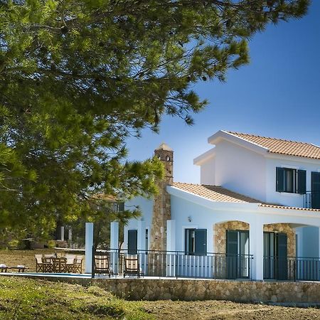 Seirios Luxury Villa Svoronata Eksteriør bilde