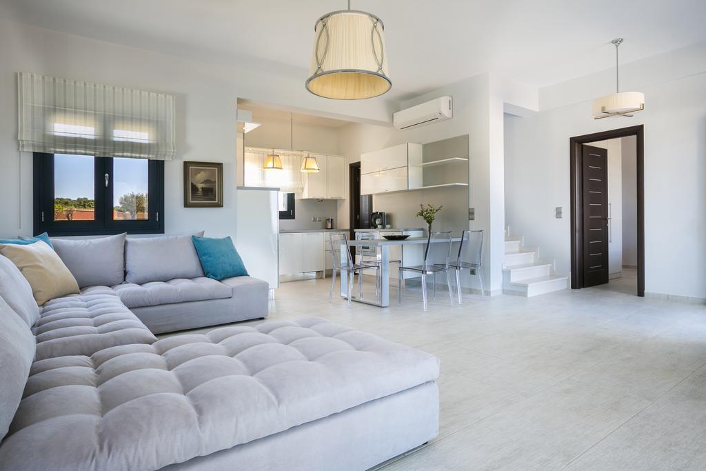 Seirios Luxury Villa Svoronata Eksteriør bilde